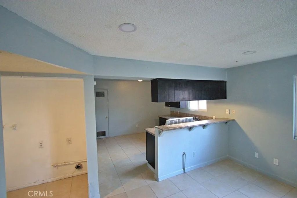 Photo of 3504 Pioneer Dr, Bakersfield, CA 93306 (MLS # OC26067386)