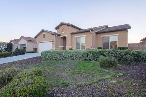 Photo of 1647 Via Rojas, Hemet, CA 92545 (MLS # ND26040885)