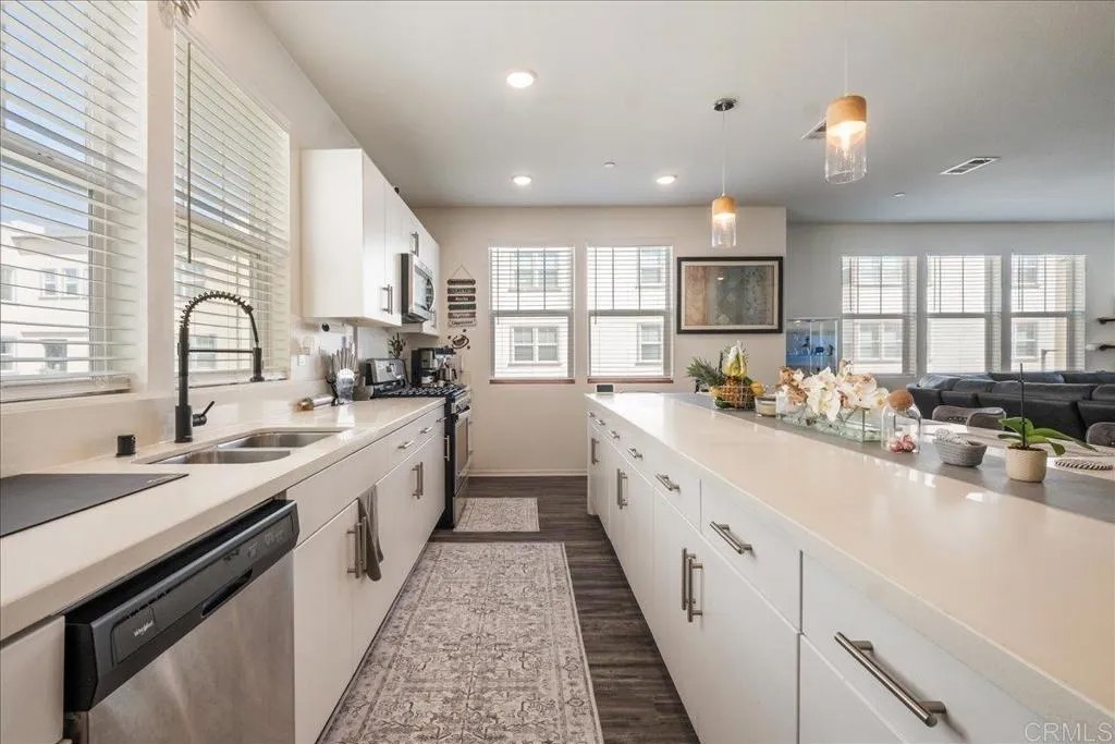 5361 Calle Rockfish 73