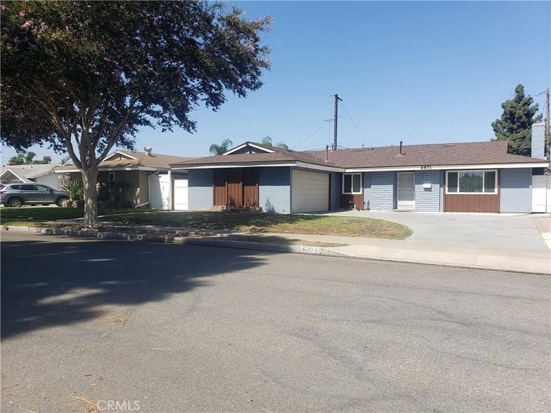 6871 CHAPMAN