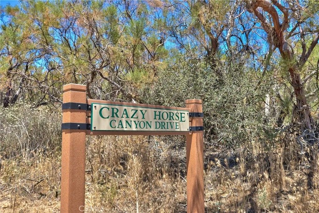 Photo of 0 Crazy Horse Canyon Rd, Aguanga, CA 92536 (MLS # SW25151760)