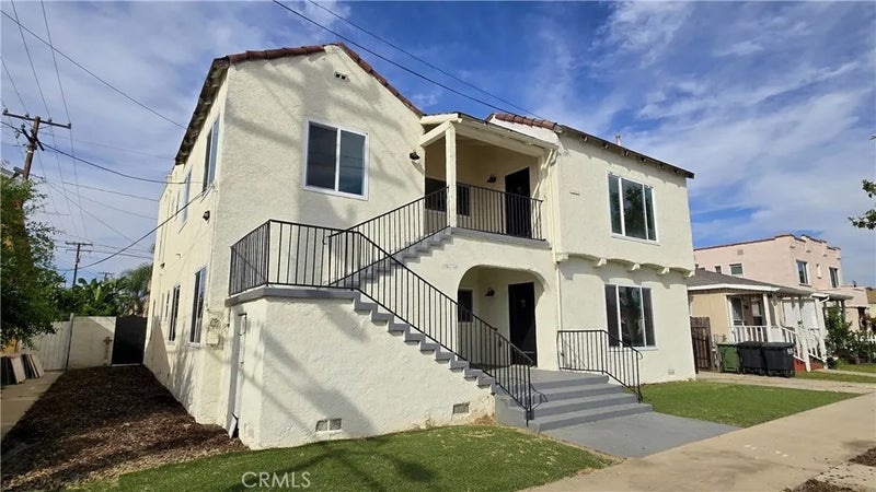 6047 Dennison