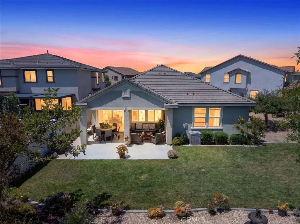 31280 Whistling Acres