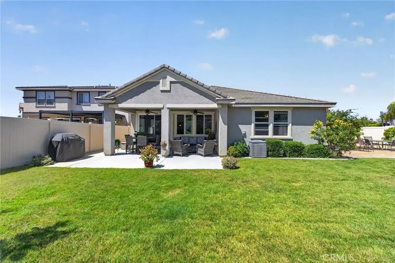 31280 Whistling Acres