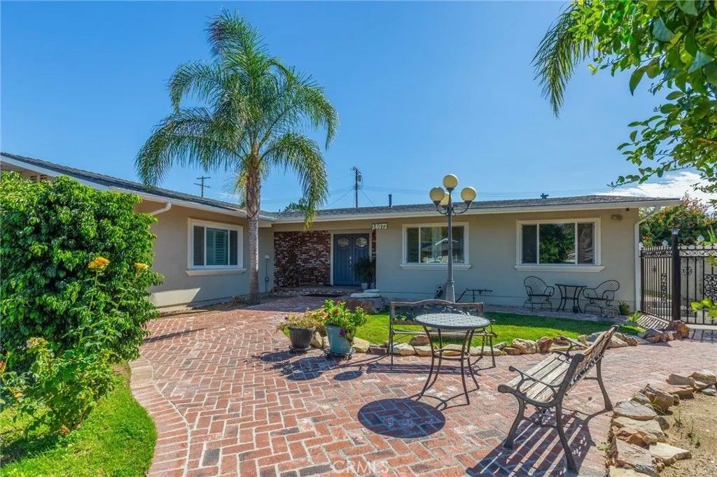 Photo of 14072 Tyler St, Sylmar, CA 91342 (MLS # SR25245979)