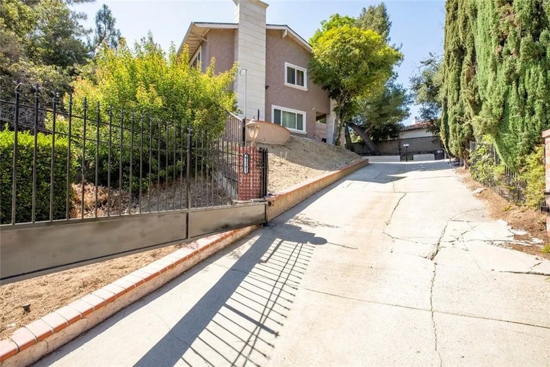 1523 Colina Drive