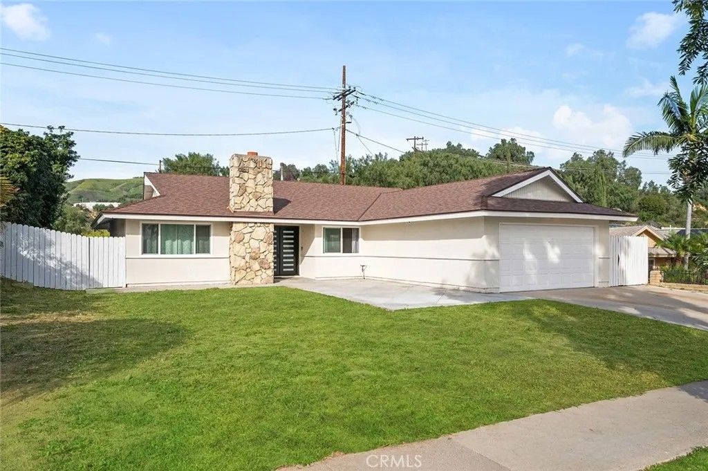 Photo of 1445 Arrow Wood Dr, Brea, CA 92821 (MLS # PW26027252)