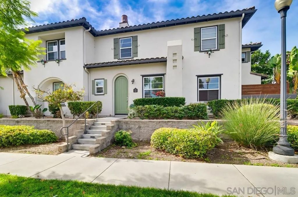 Photo of 2170 Bobcat Ct #126, Chula Vista, CA 91915 (MLS # 250044751)