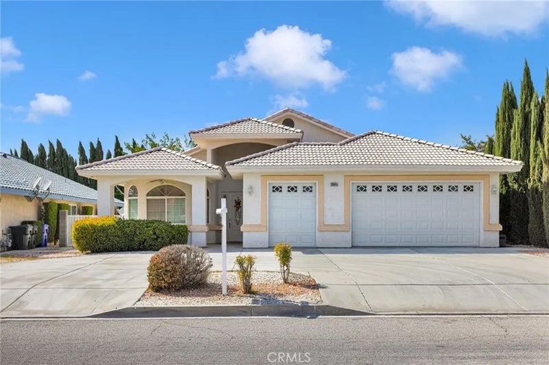 26944 Silver Lakes