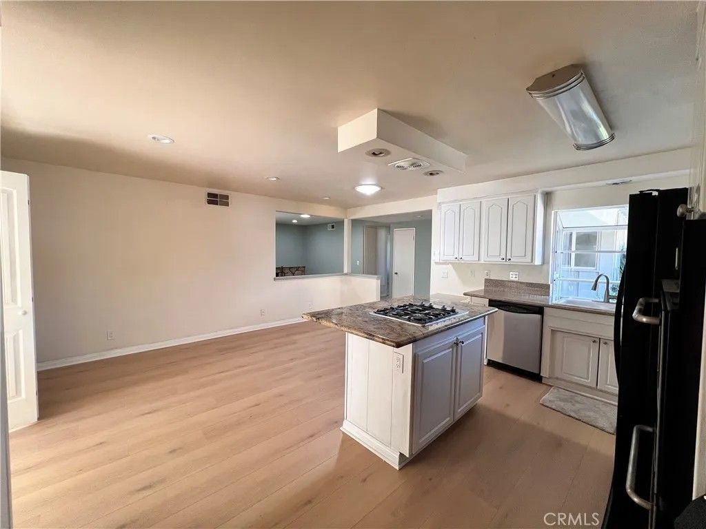 Photo of 10961 Key West, Porter Ranch, CA 91326 (MLS # SR26044565)