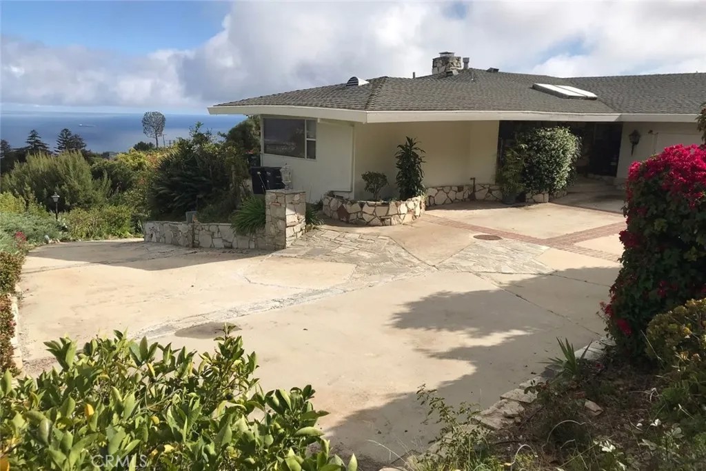 3121 Deluna