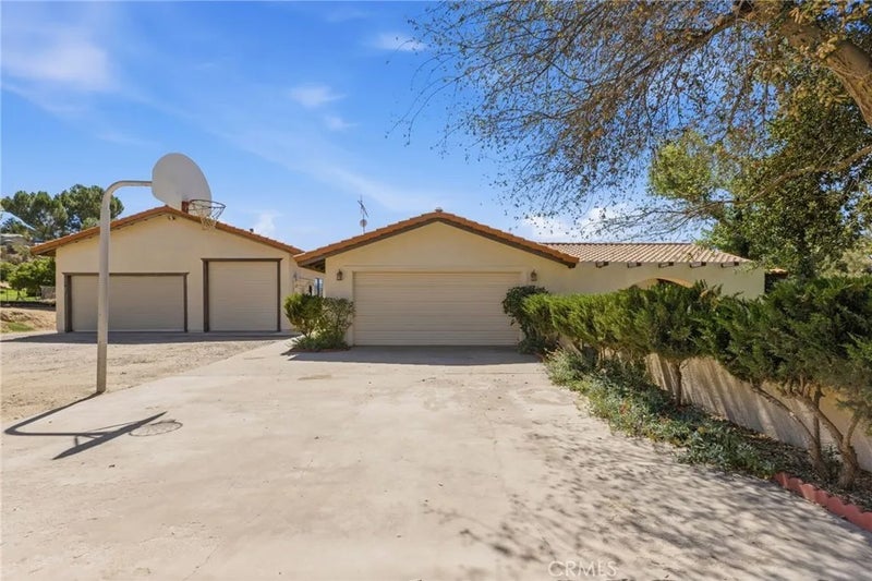 49050 Lake Canyon