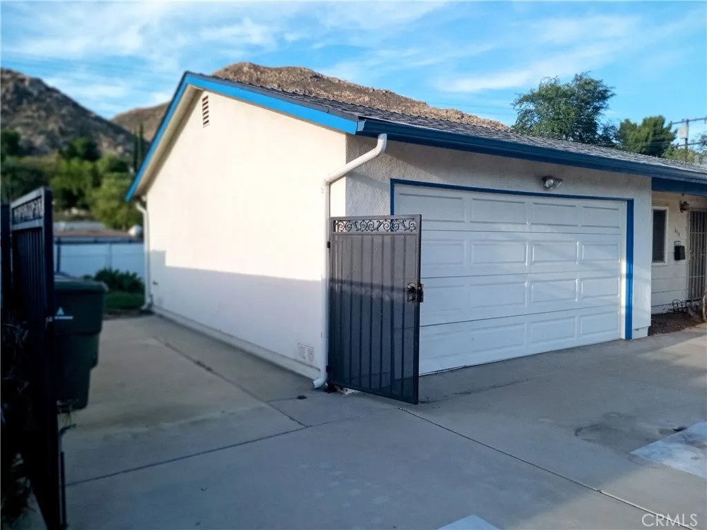 657 Glenhill Drive