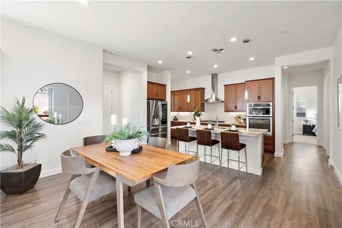 Photo of 132 Luneta Ln, Rancho Mission Viejo, CA 92694 (MLS # OC26009432)