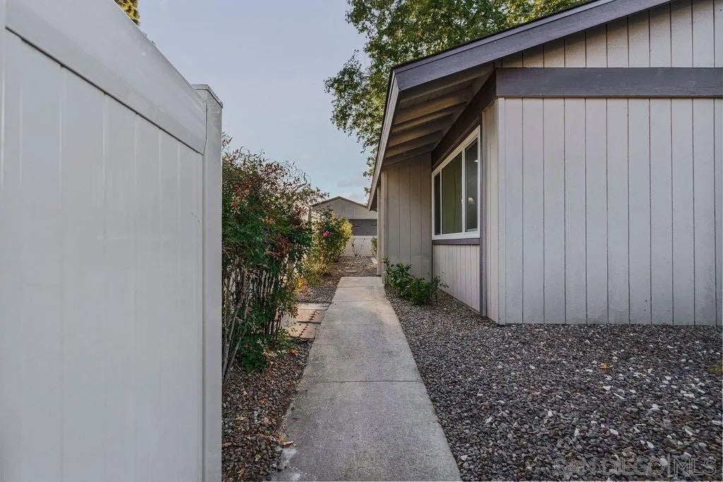 Photo of 17340 Caminito Canasto, San Diego, CA 92127 (MLS # 260013446)