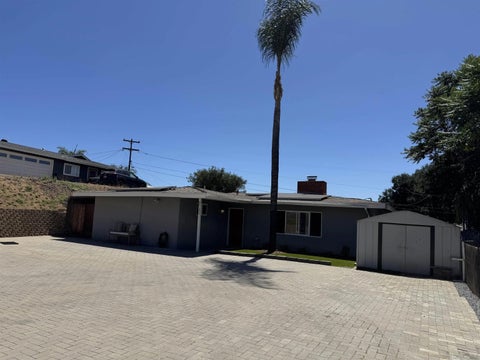 Photo of 9742 Emerald Hill, Lakeside, CA 92040 (MLS # 260015820)
