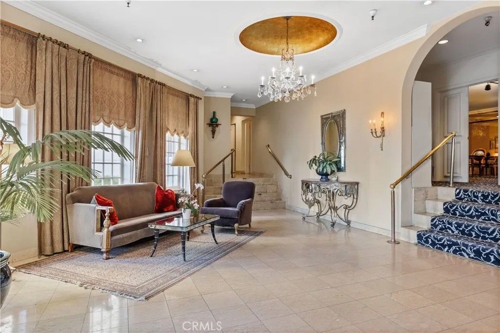 Photo of 1424 N Crescent Heights Boulevard #20, West Hollywood, CA 90046 (MLS # SR26071466)