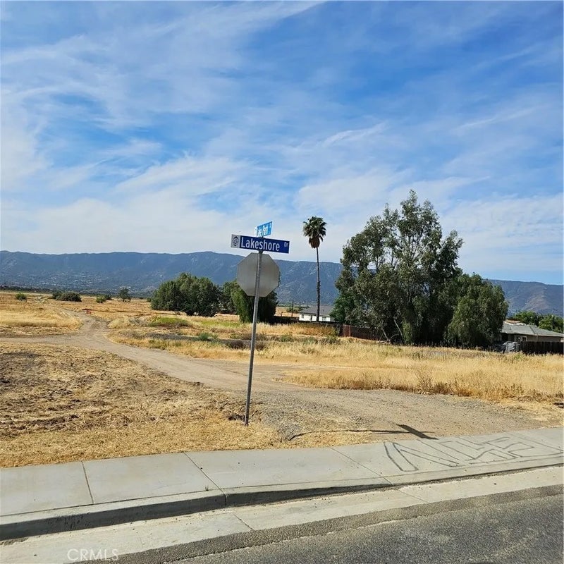 0 Lake Park