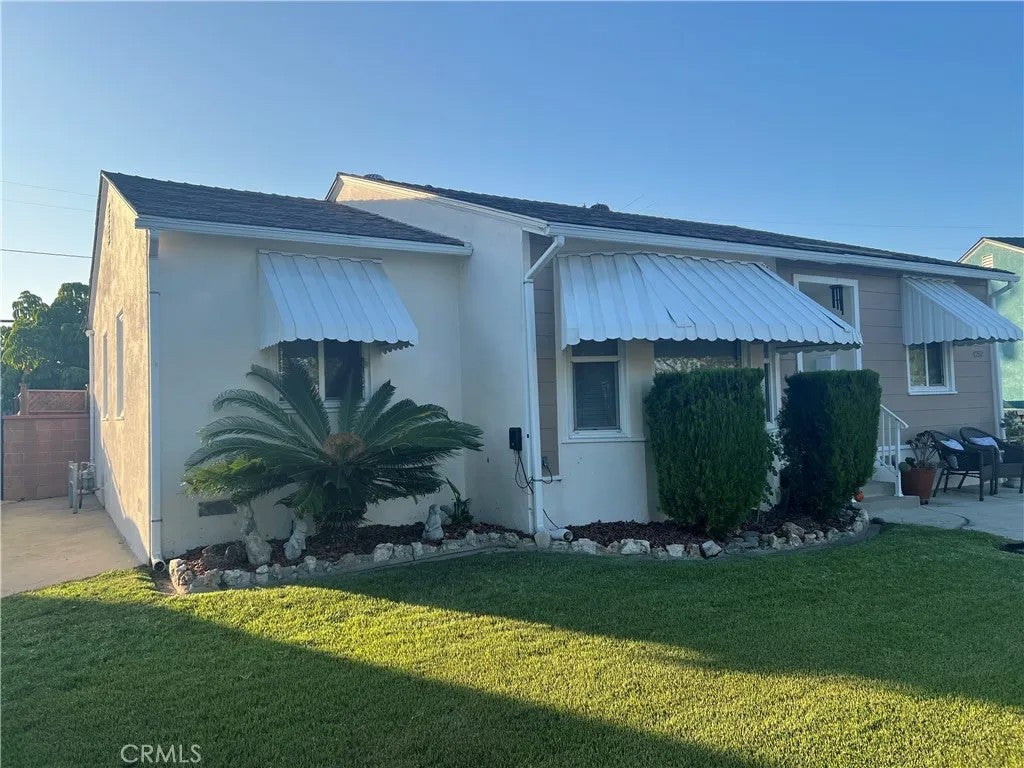 Photo of 4257 Pixie Avenue, Lakewood, CA 90712 (MLS # DW26216941)
