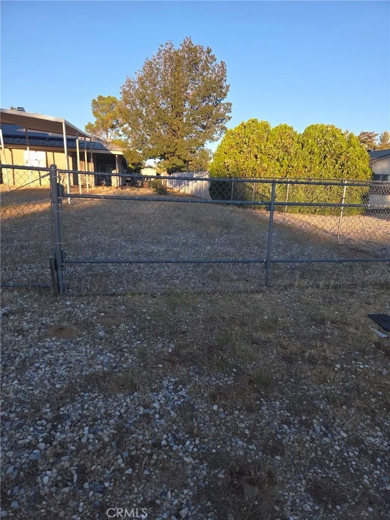 18296 Fairburn