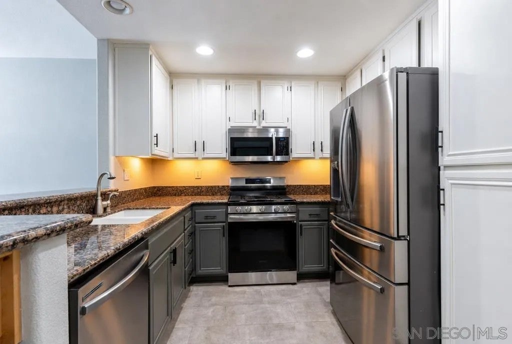 1469 Rancho Rose Way Unit 28