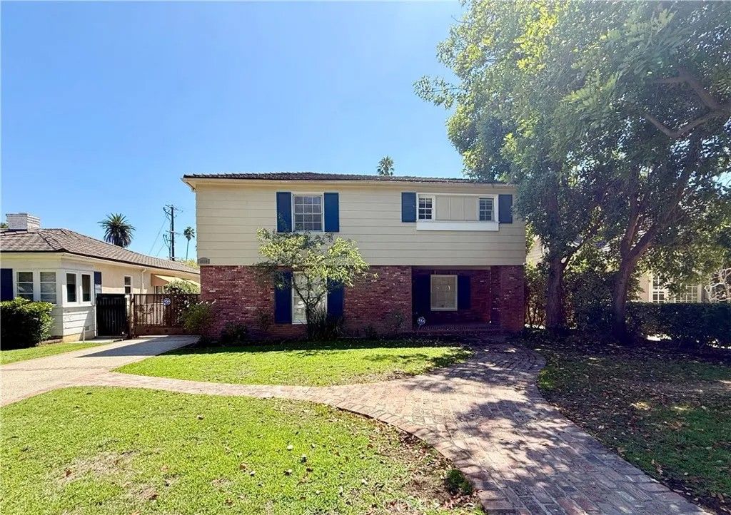 Photo of 2510 Lorain Rd, San Marino, CA 91108 (MLS # AR26013377)