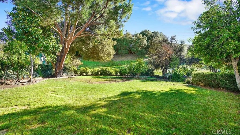 Photo of 31682 Via Coyote, Coto De Caza, CA 92679 (MLS # PW25271264)