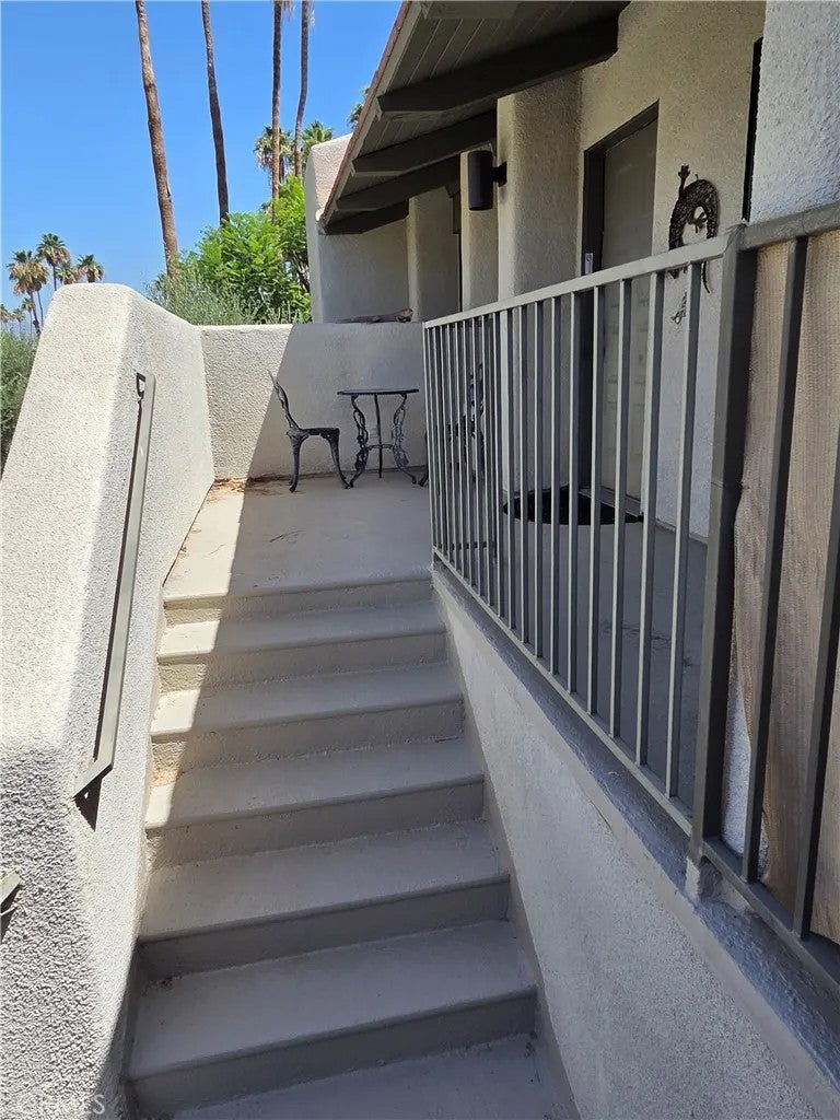 351 N Hermosa Drive 3A2