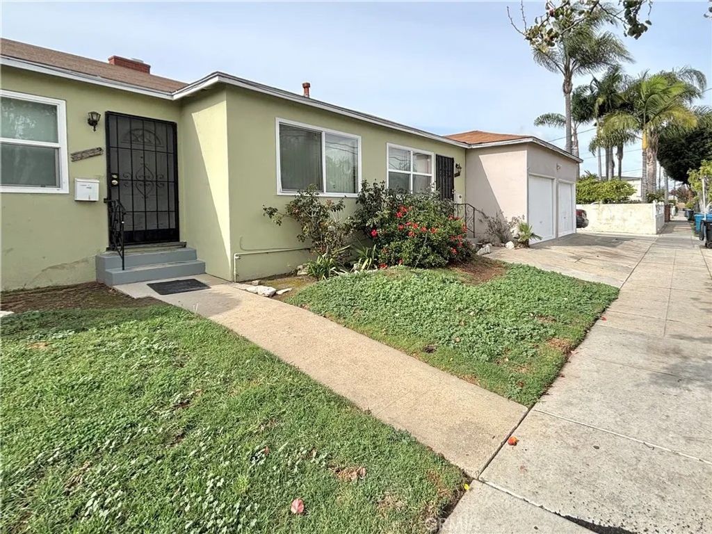 Photo of 11533 Truro Ave, Hawthorne, CA 90250 (MLS # SB26032870)