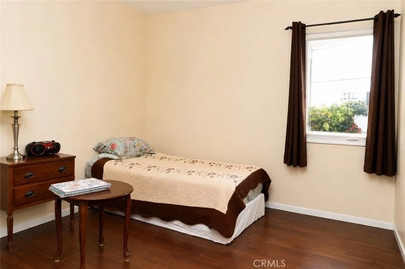 308 E Maple 8