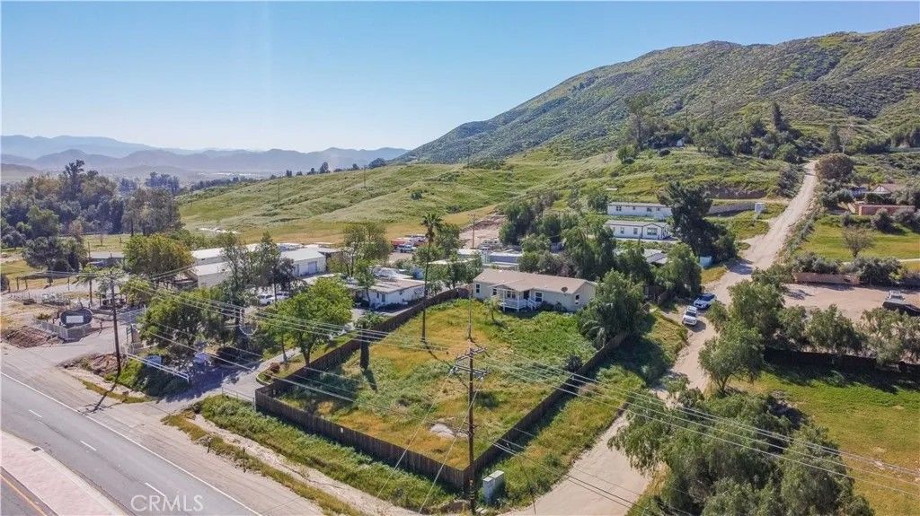 Photo of 26312 Joppe Avenue, Hemet, CA 92545 (MLS # SW26067708)