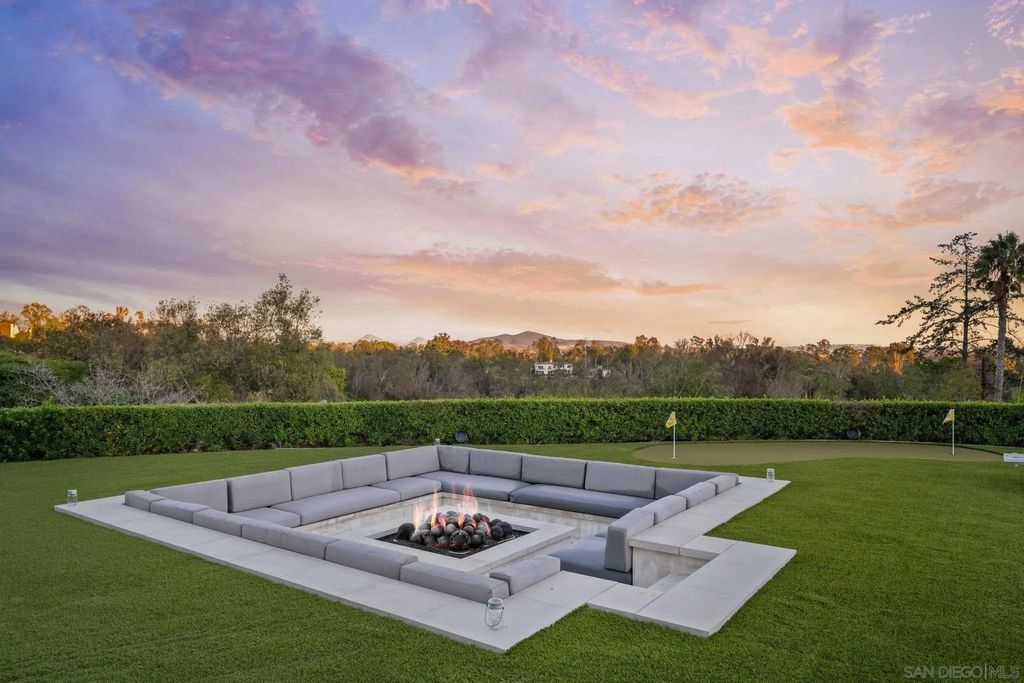 Photo of 15550 El Camino Real, Rancho Santa Fe, CA 92067 (MLS # 250045281)