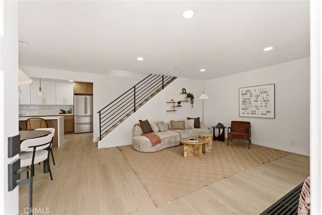 245 Countryhaven