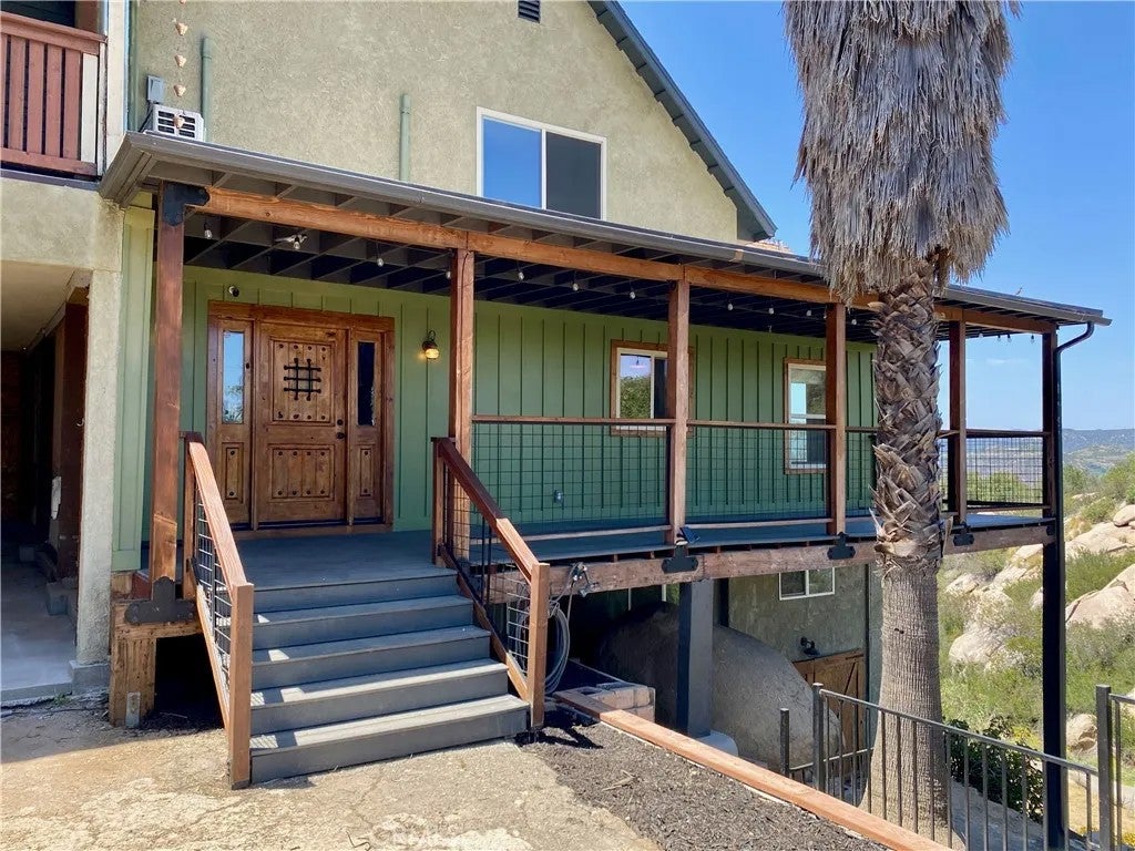 Photo of 2761 Joan LN, Fallbrook, CA 92028 (MLS # OC26111066)
