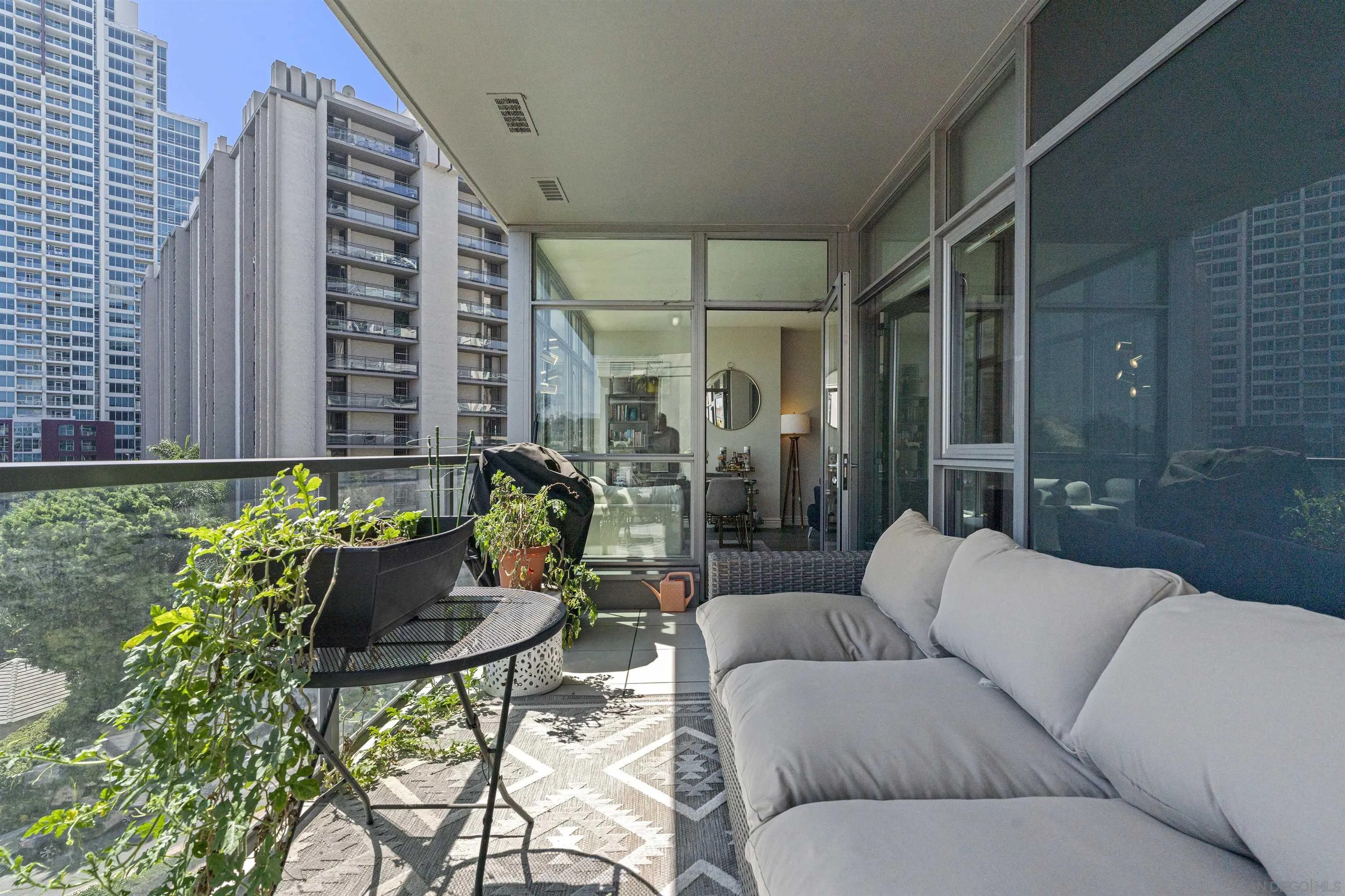 1441 9th Ave 505