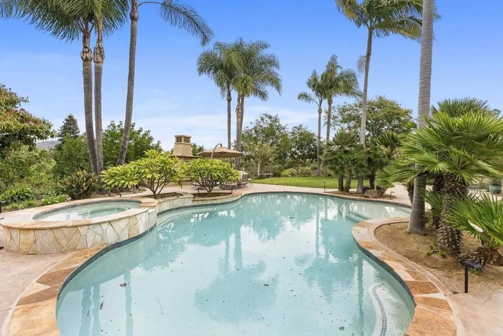 Photo of 7098 Via Monalex, Rancho Santa Fe, CA 92067 (MLS # NDP2600138)