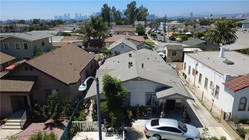 631 S Evergreen Avenue