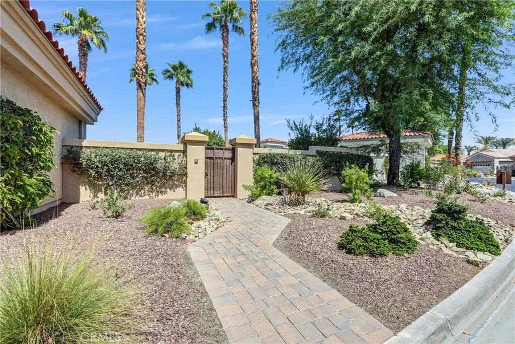 333 White Horse Trail