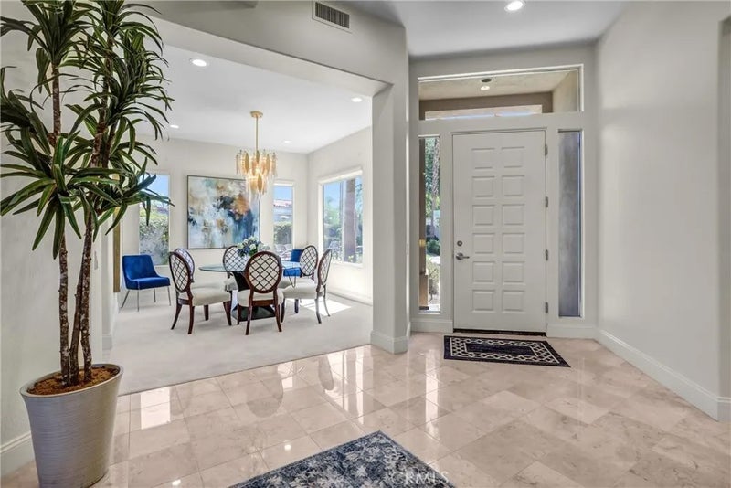 333 White Horse Trail
