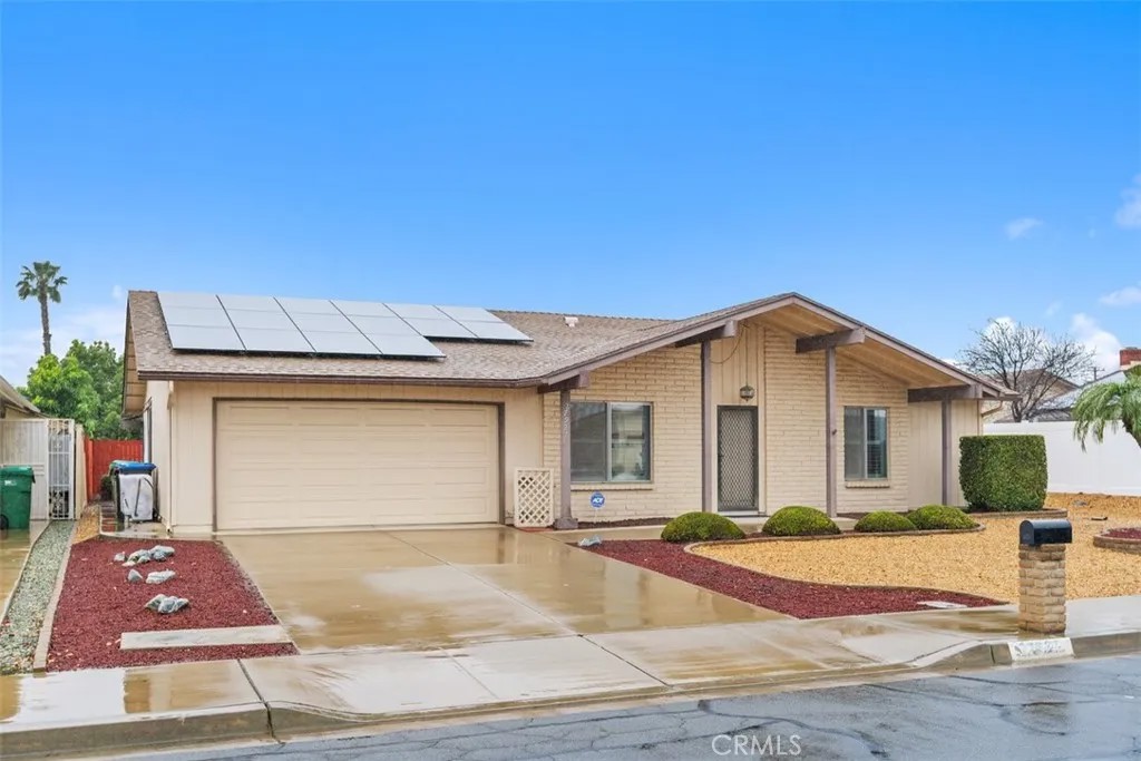 27927 Foxfire