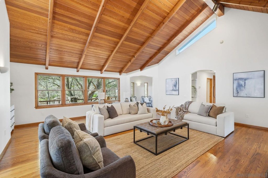 Photo of 432 Arnold Way, Alpine, CA 91901 (MLS # 260003414)