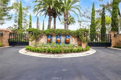 Photo of 19 Altino, Newport Coast, CA 92657 (MLS # OC26043160)