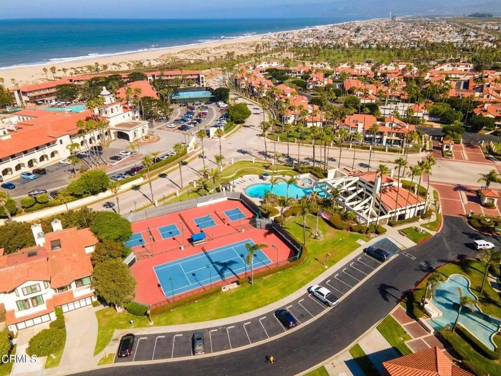 Photo of 4427 Antigua Way, Oxnard, CA 93035 (MLS # V1-35105)