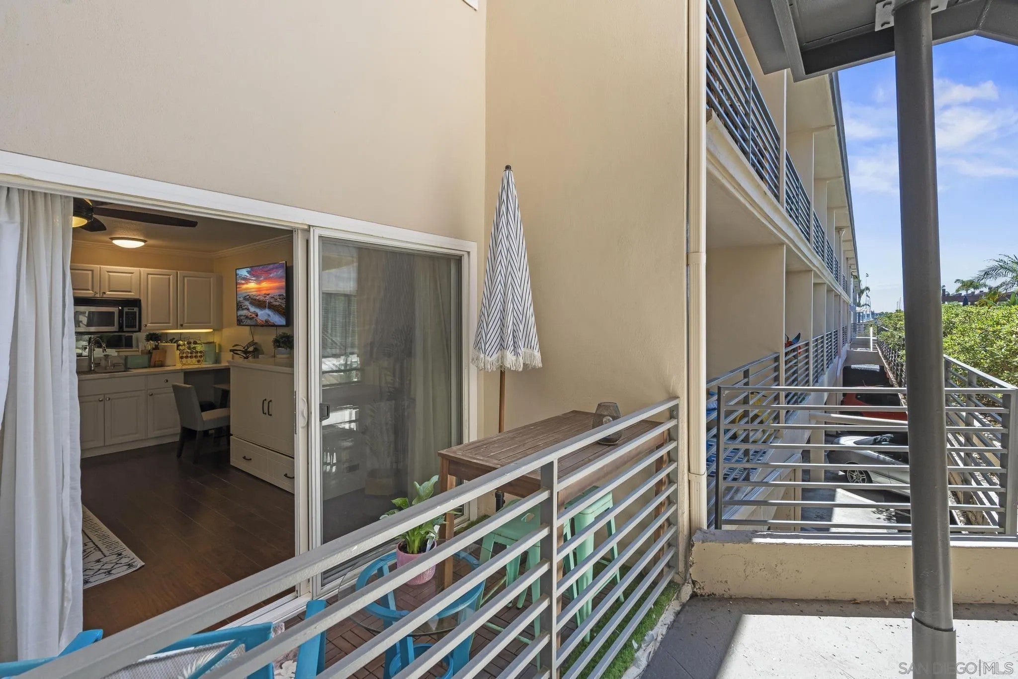 1021 Scott St 103