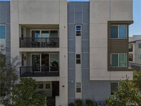 Photo of 9386 Solaire Place, Rancho Cucamonga, CA 91730 (MLS # IV26002507)