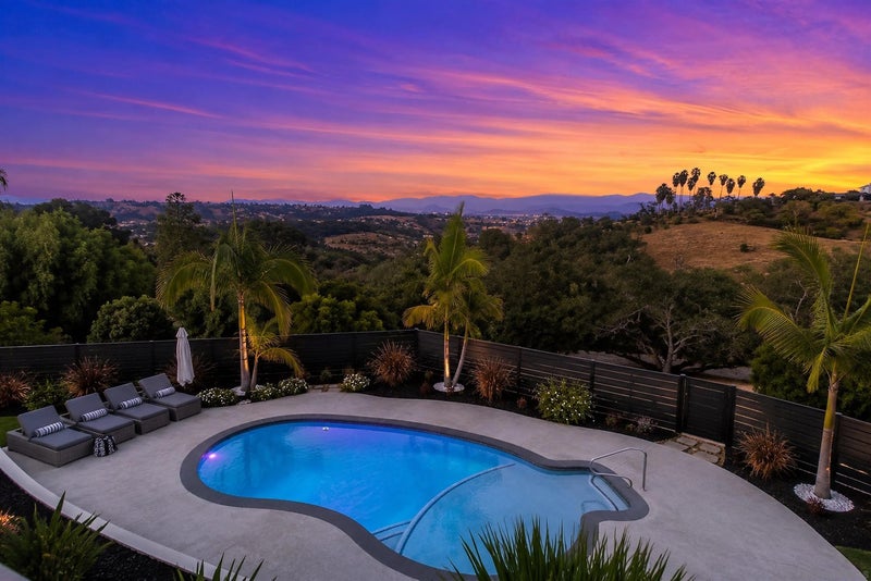 521 Rancho Camino