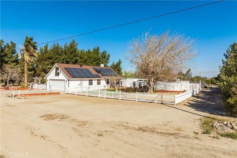 Photo of 5849 East Avenue T8, Palmdale, CA 93552 (MLS # SR26052680)