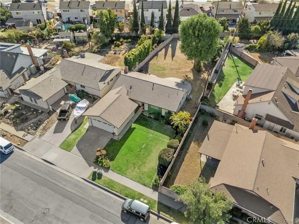 Photo of 10558 Cantrell Ave, Whittier, CA 90604 (MLS # DW25244600)