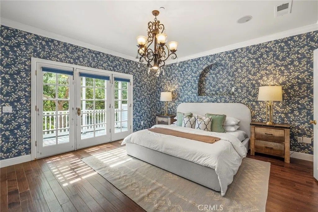 Photo of 3352 Via Zara, Fallbrook, CA 92028 (MLS # ND25187625)