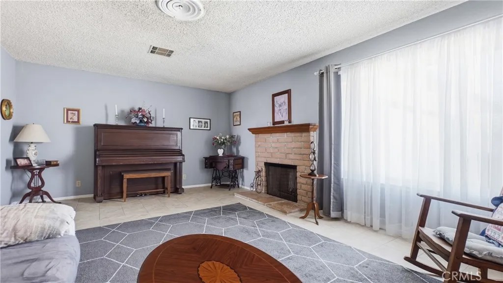 21404 Baldwin